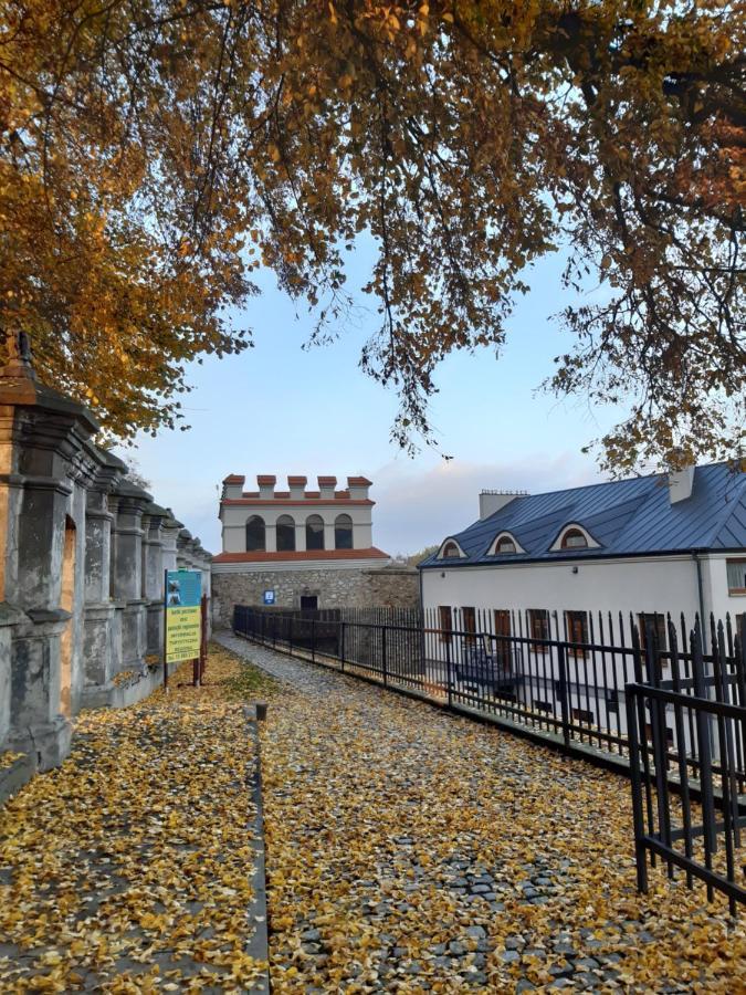 Kamienica Przy Bramie Hotel Opatow  Exterior foto