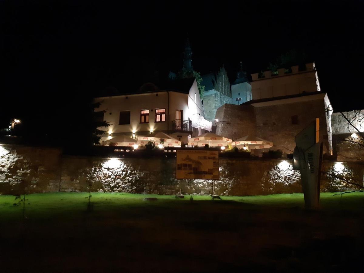 Kamienica Przy Bramie Hotel Opatow  Exterior foto