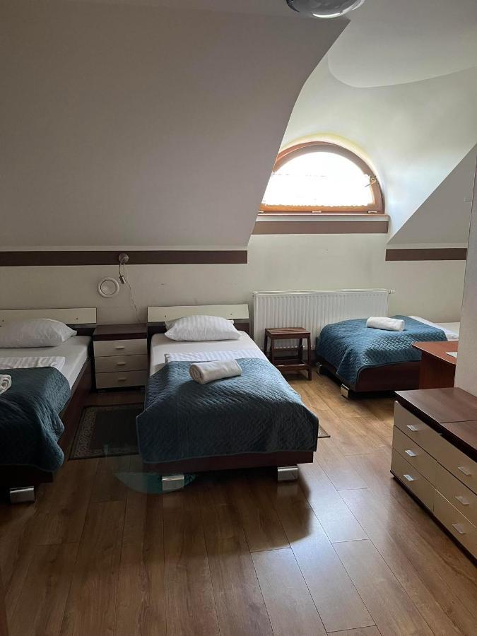 Kamienica Przy Bramie Hotel Opatow  Exterior foto